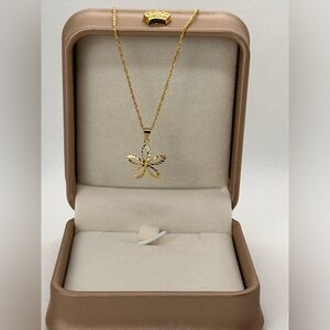 18k Solid Gold Necklace
AU750 Stamped